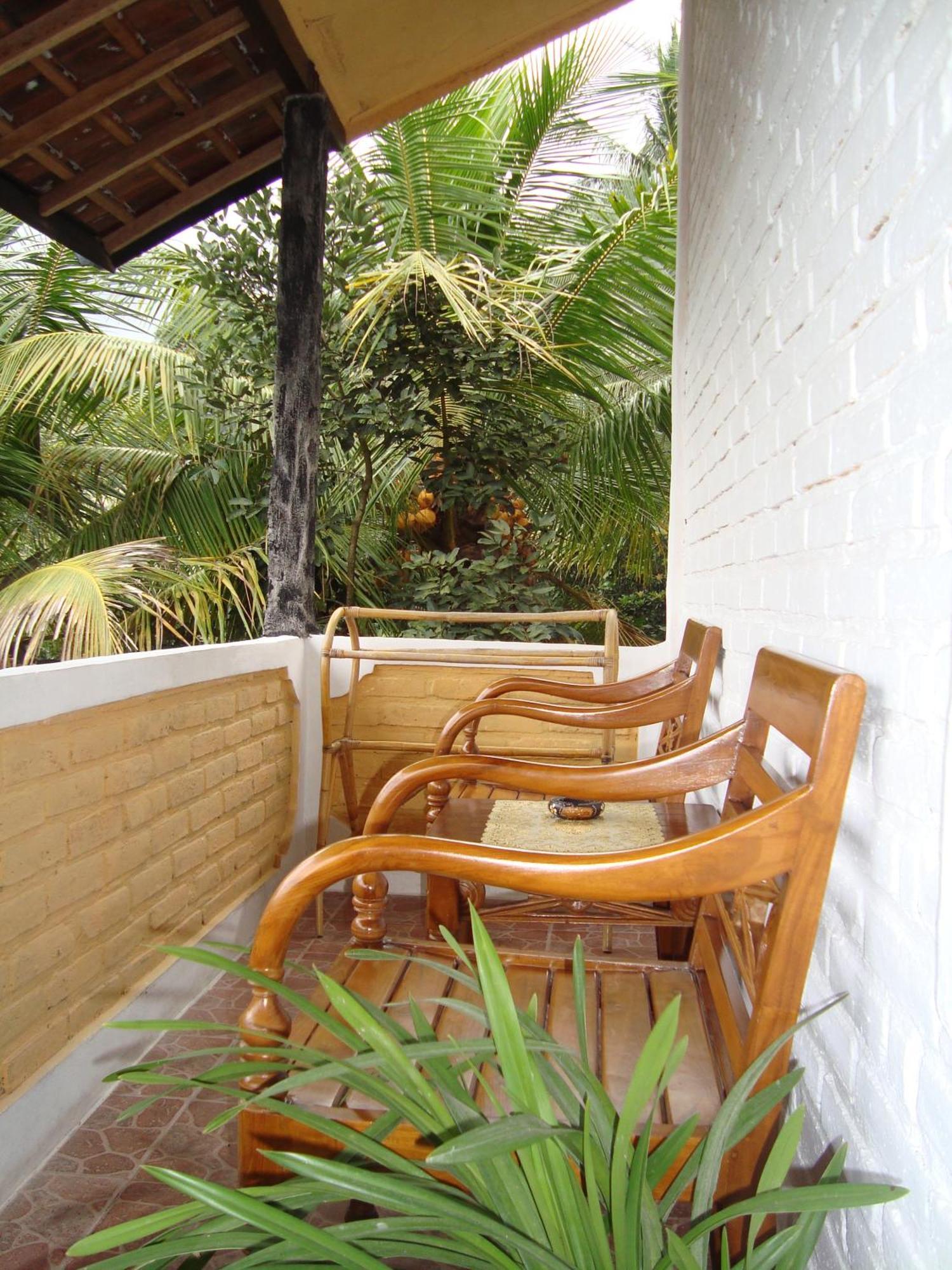 Taman Ayu Homestay Munduk Mitra Reddoorz Экстерьер фото